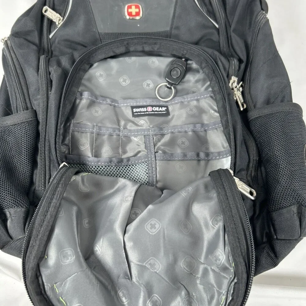 SwissGear 1900 ScanSmart TSA Laptop Backpack Black Custom Patch 4-H Auctioneer